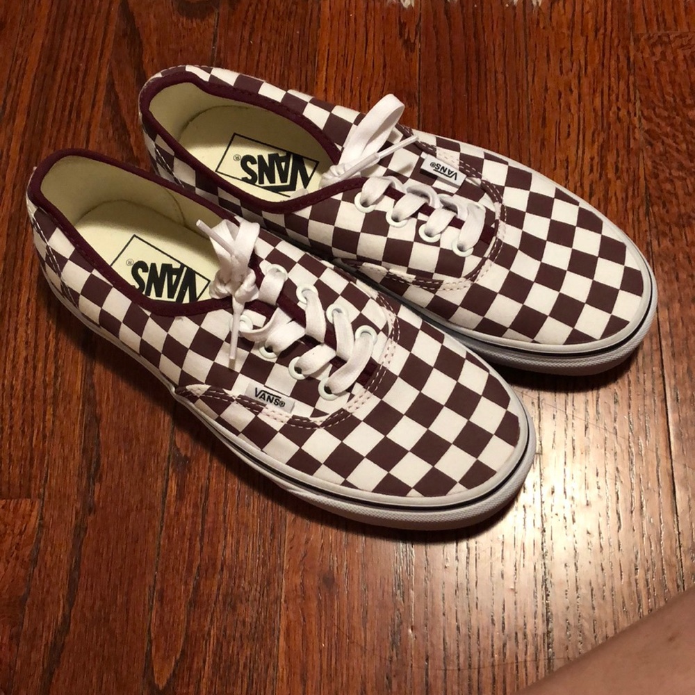 Burgundy checkered Vans NEVER WORN